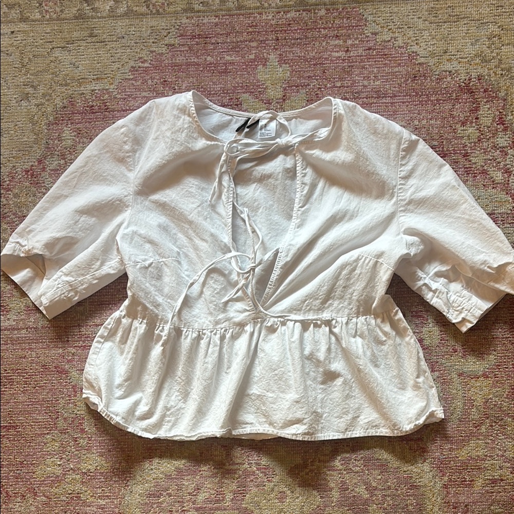 H&M White Peplum Blouse with Tie Front 3/4 Sleeves